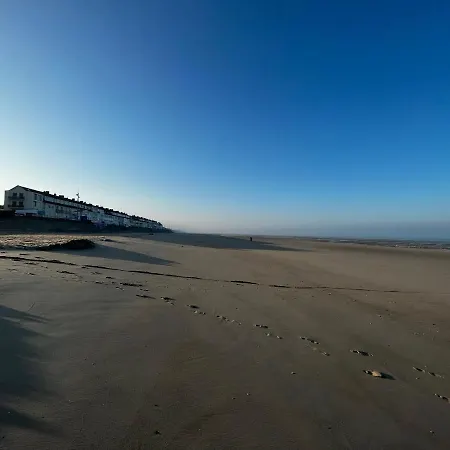 Duplex Moderne A 700m De La Parking & Wifi شقة *